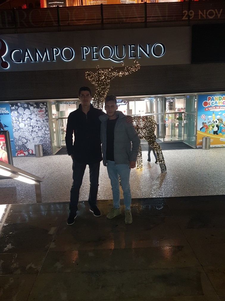 Campo Pequeno Shopping Center